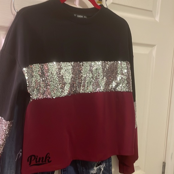 Pink small long sleeved maroon black silver sequins shein - Picture 1 of 9